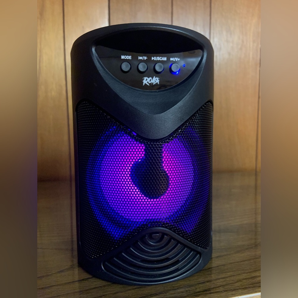 ROAR Bluetooth Speaker
